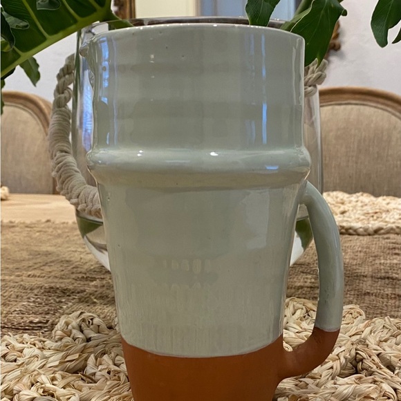 Sezane Ceramic Pitcher Pale Green X La MAISON Sezane NWOT - Picture 9 of 10